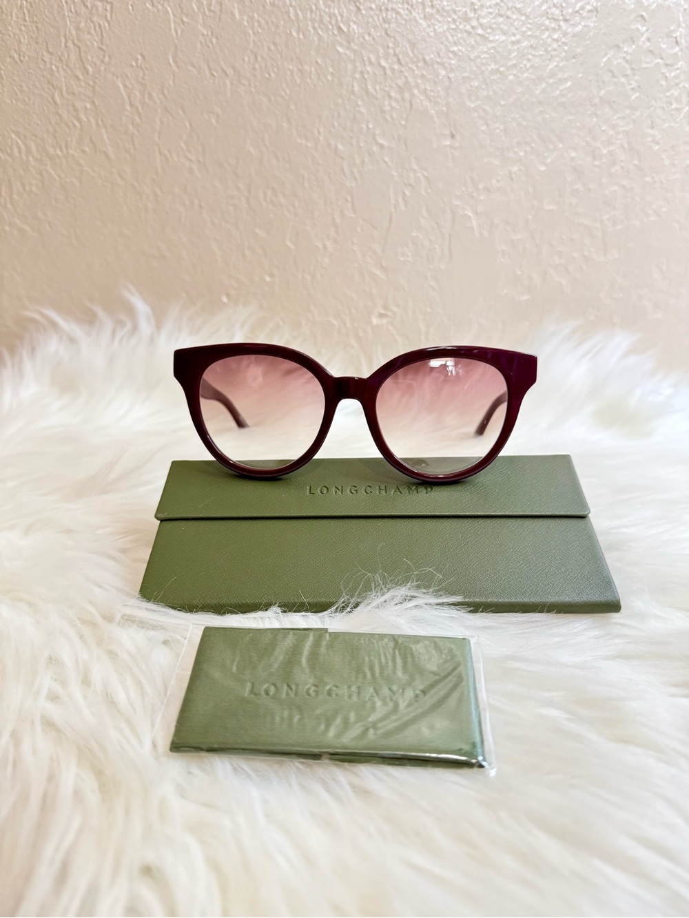 Brand New Longchamp Gradient Sunglasses in Burgundy